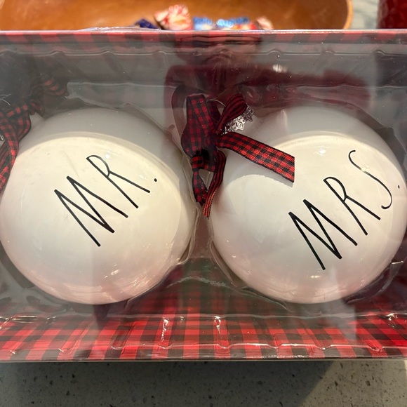 Rae Dunn ornaments - Picture 1 of 2